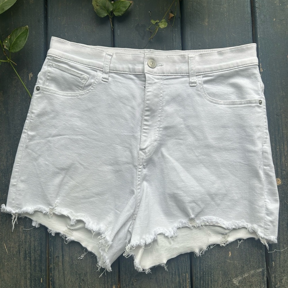 Express Shortie Super High Rise White Shorts Size 12